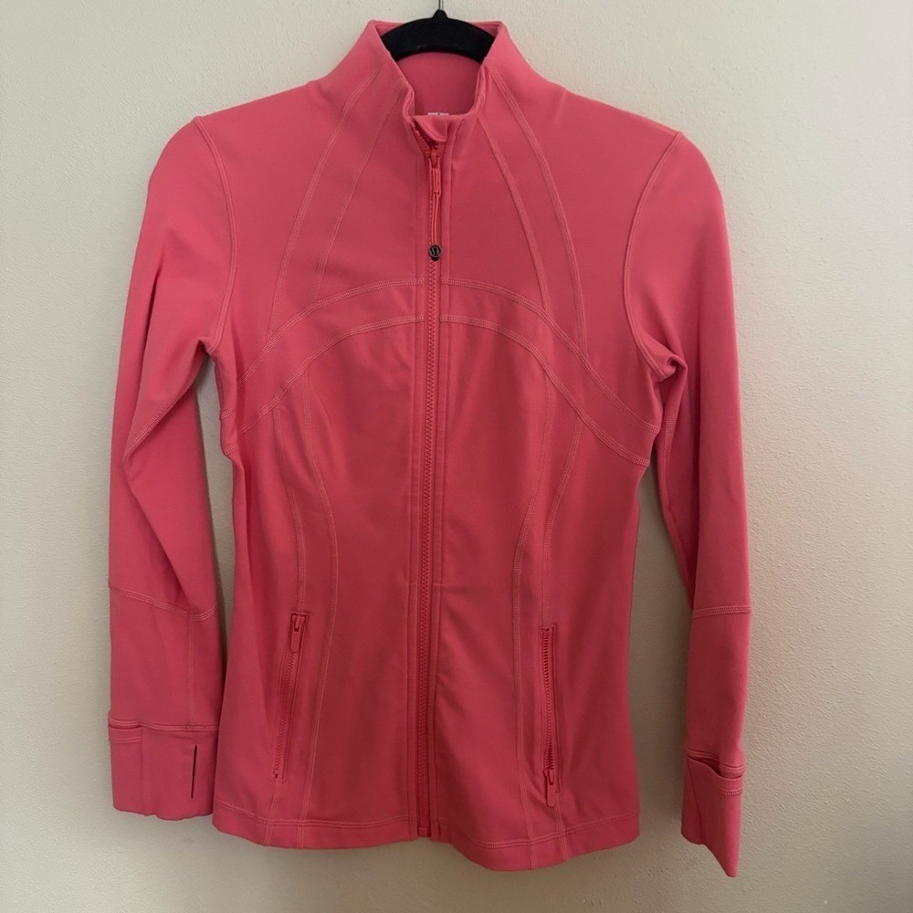 Lululemon Define Jacket Women 6 Pink Full Zip Luon Activewear LW4AWKS Thumbholes